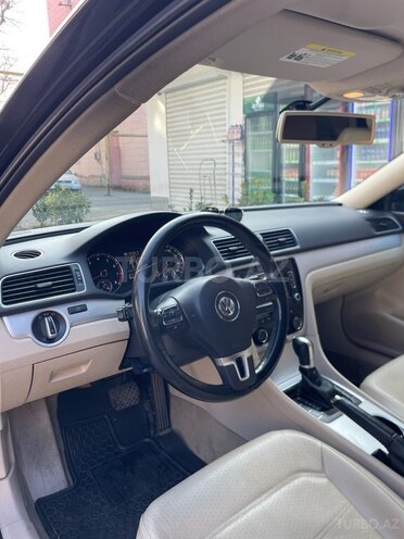 Volkswagen Passat (North America) 2012, 80,000 km - 2.5 л - Bakı