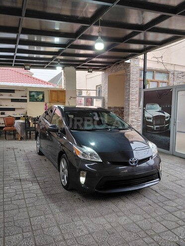 Toyota Prius 2015, 130,559 km - 1.8 л - Bakı