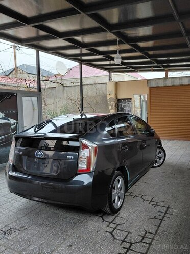 Toyota Prius 2015, 130,559 km - 1.8 л - Bakı