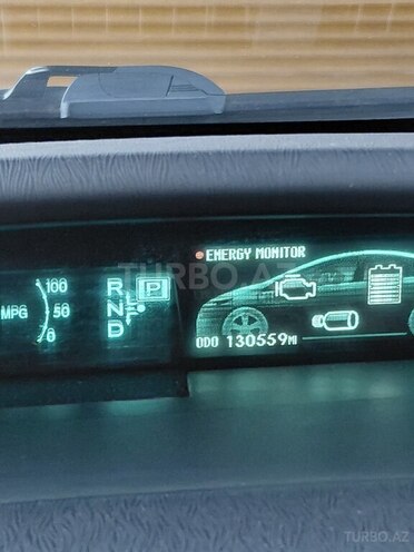 Toyota Prius 2015, 130,559 km - 1.8 л - Bakı
