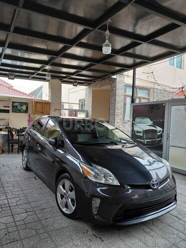 Toyota Prius 2015, 130,559 km - 1.8 л - Bakı