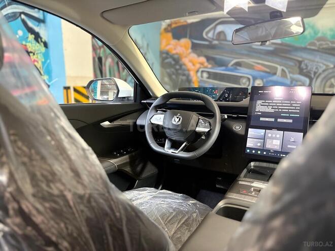 Changan Eado-8