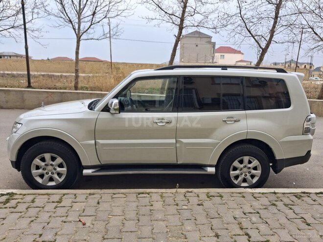 Mitsubishi Pajero 2008, 63,400 km - 3.0 l - Bakı