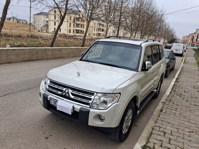 Mitsubishi Pajero 2008, 63,400 km - 3.0 l - Bakı