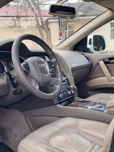 Audi Q7 2006, 294,000 km - 4.2 l - Bakı