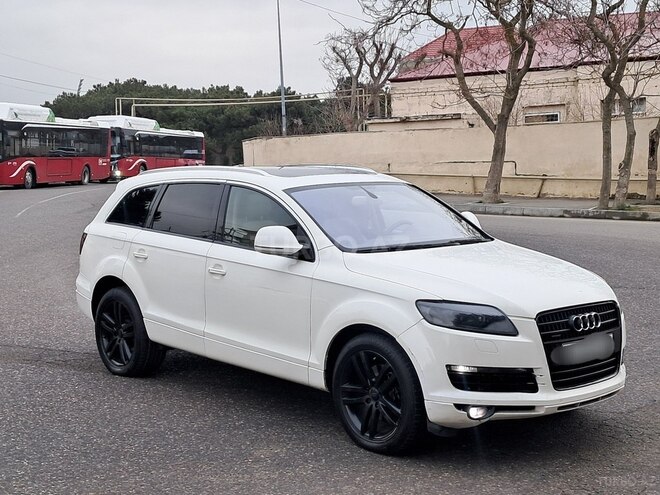 Audi Q7 2006, 294,000 km - 4.2 l - Bakı