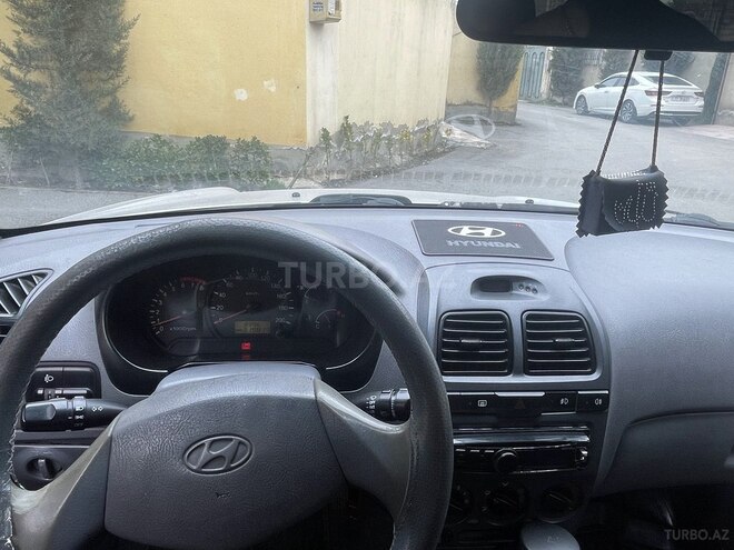 Hyundai Accent 2005, 320,000 km - 1.5 l - Bakı