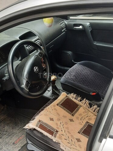 Opel Astra-7