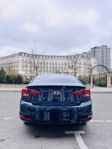 Hyundai Elantra 2019, 120,000 km - 1.6 л - Bakı
