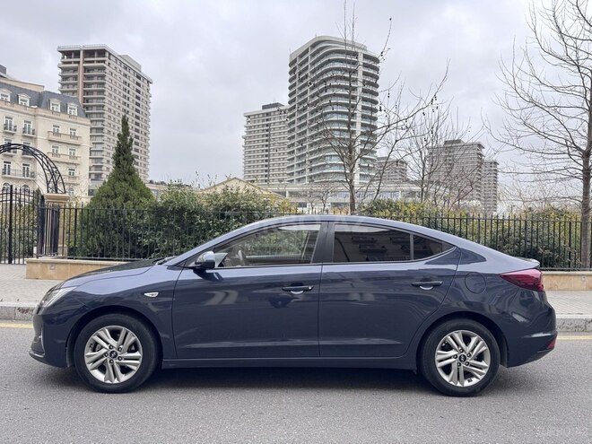 Hyundai Elantra 2019, 120,000 km - 1.6 л - Bakı
