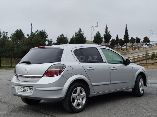 Opel Astra 2008, 271,000 km - 1.4 л - Balakən