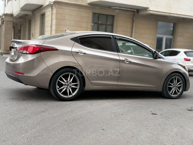 Hyundai Elantra 2015, 205,123 km - 1.8 l - Bakı