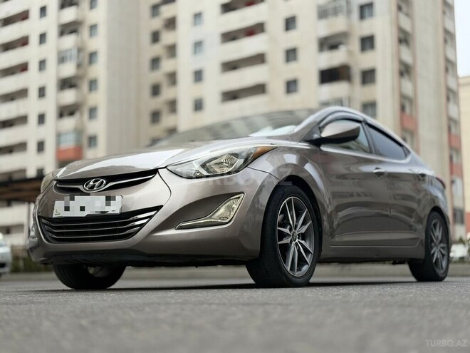 Hyundai Elantra 2015, 205,123 km - 1.8 l - Bakı