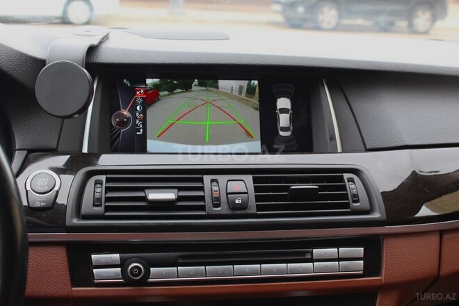 BMW 528-12