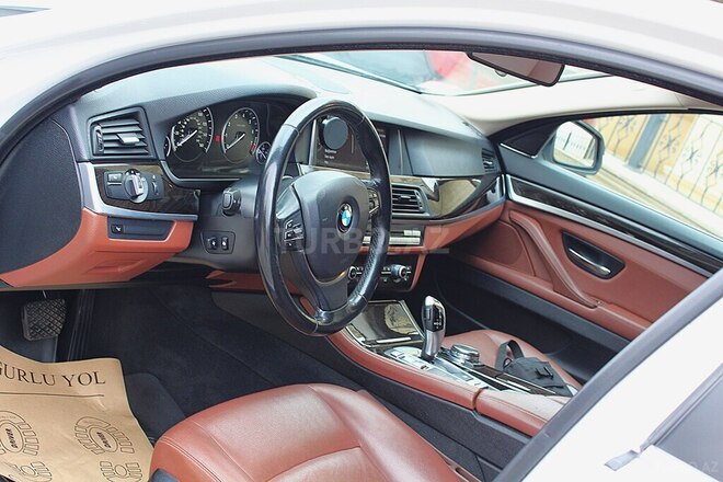 BMW 528-11