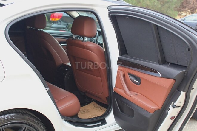 BMW 528-13