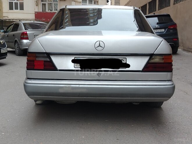 Mercedes 200 E 1993, 215,000 km - 2.0 л - Bakı