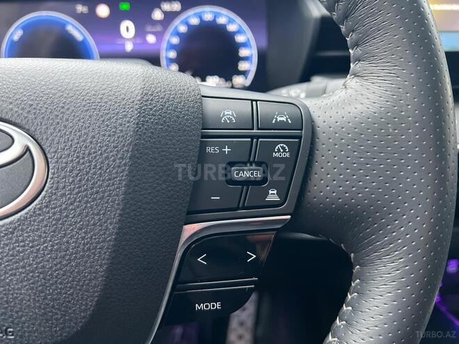 Toyota Camry 2025, 12,855 km - 2.0 l - Bakı