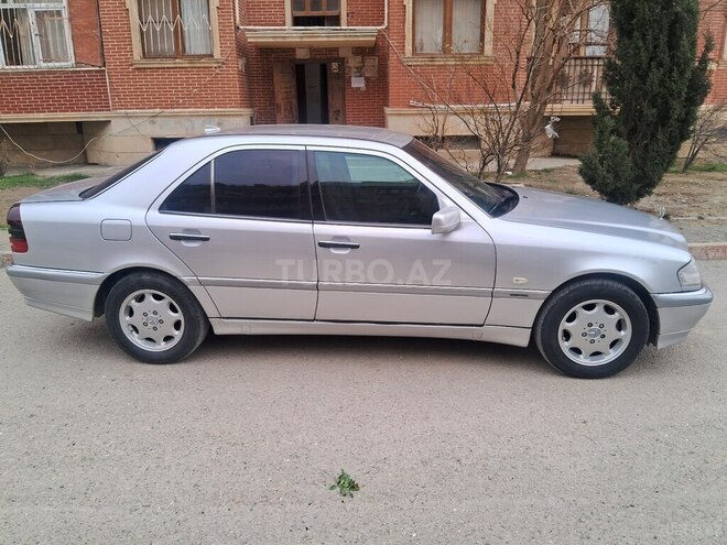 Mercedes C 180 1997, 337,000 km - 1.8 л - Bakı