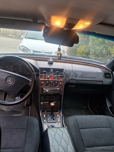Mercedes C 180 1997, 337,000 km - 1.8 л - Bakı