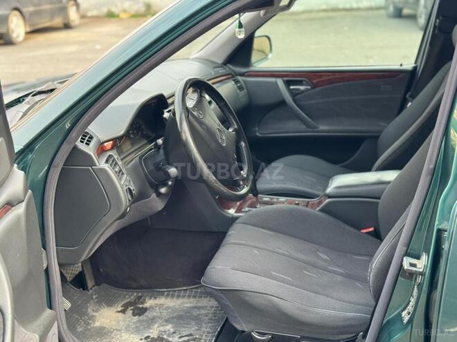 Mercedes E 200 2000, 384,000 km - 2.0 l - Mingəçevir
