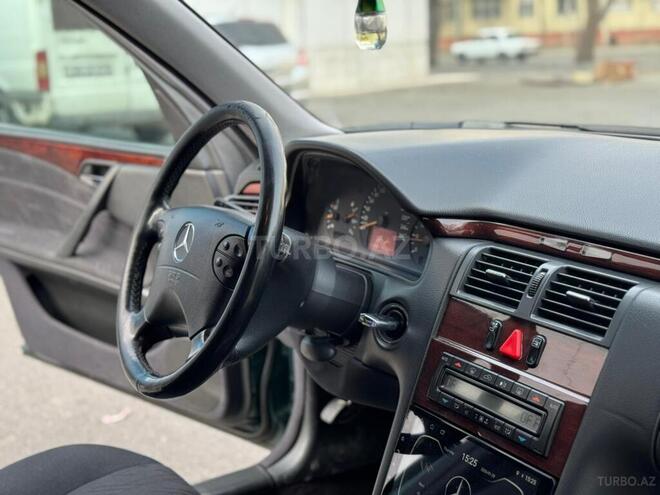 Mercedes E 200 2000, 384,000 km - 2.0 l - Mingəçevir