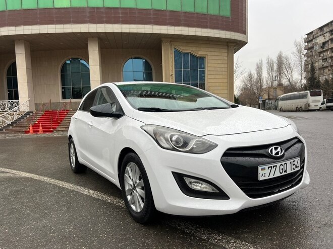 Hyundai i30 2014, 185,266 km - 1.6 l - Bakı