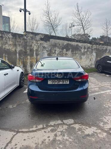 Hyundai Elantra 2015, 131,000 km - 1.8 л - Bakı