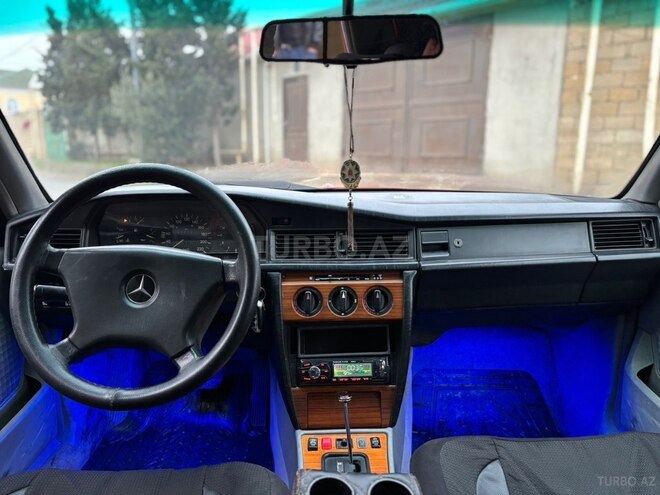 Mercedes 190 1992, 213,684 km - 2.0 l - Bakı