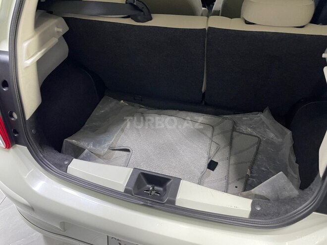 Nissan March 2012, 57,000 km - 1.2 л - Bakı