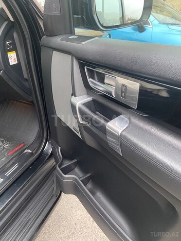 Land Rover Discovery-13