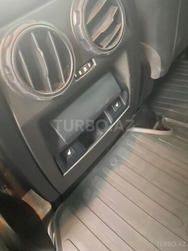 Land Rover Discovery-19