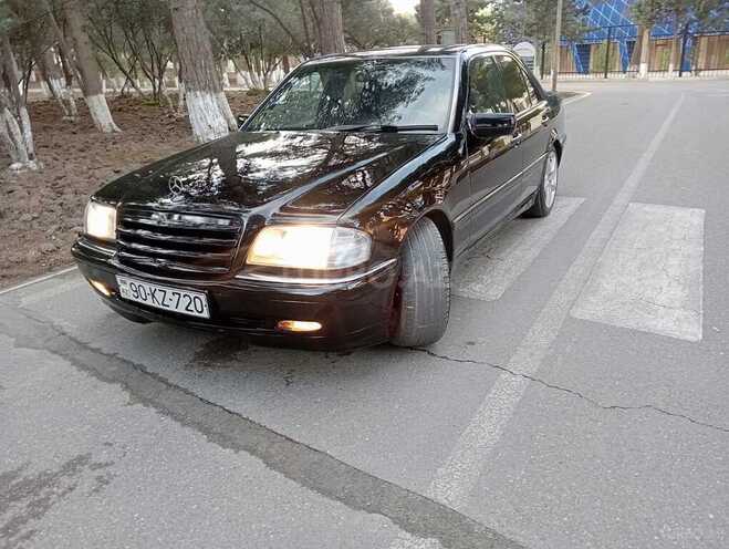 Mercedes C 230 1997, 370,000 km - 2.3 l - Sumqayıt