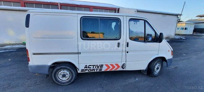 Ford Transit 1999, 123,748 km - 2.5 l - Füzuli
