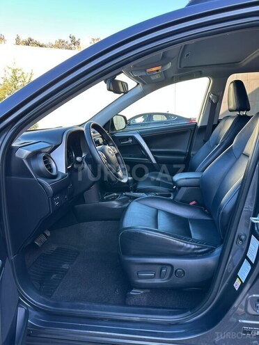 Toyota RAV4 2017, 106,300 km - 2.0 l - Bakı