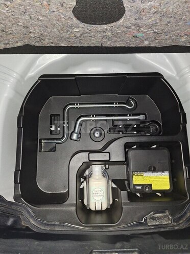 Toyota Aqua 2017, 102,000 km - 1.5 l - Bakı