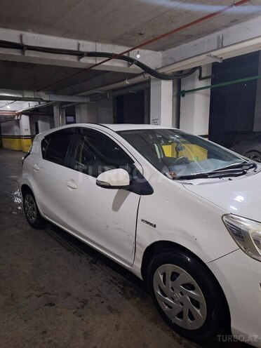 Toyota Aqua 2017, 102,000 km - 1.5 l - Bakı