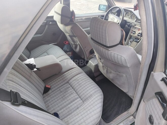 Mercedes 200 E 1993, 363,000 km - 2.0 л - Bakı