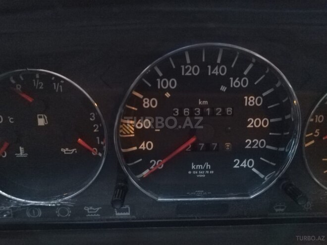 Mercedes 200 E 1993, 363,000 km - 2.0 л - Bakı