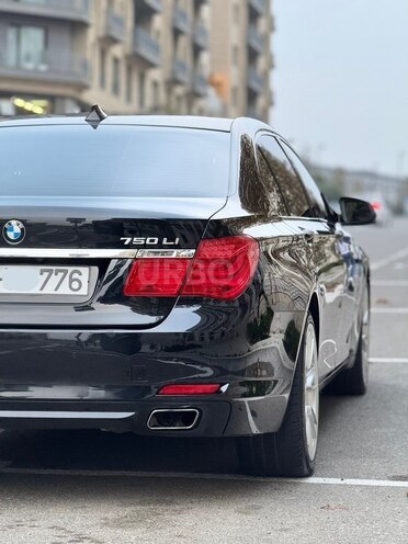 BMW 750 2011, 240,000 km - 4.4 l - Bakı