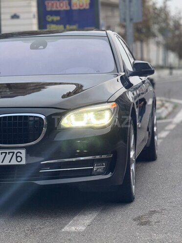 BMW 750 2011, 240,000 km - 4.4 l - Bakı