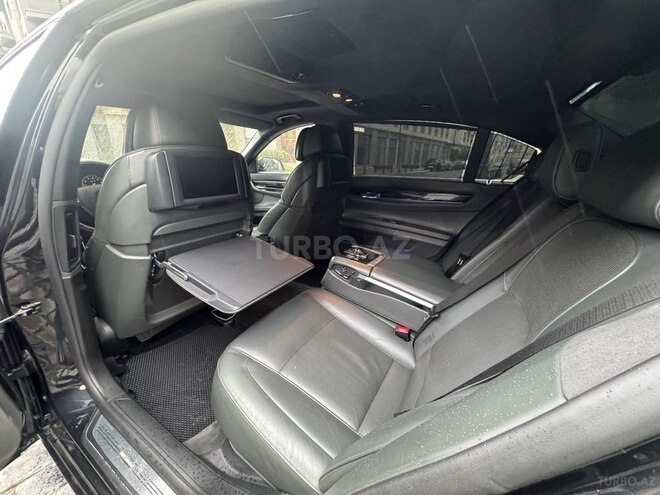 BMW 750 2011, 240,000 km - 4.4 l - Bakı
