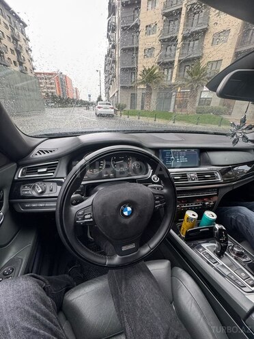 BMW 750 2011, 240,000 km - 4.4 l - Bakı