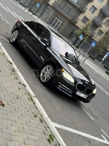 BMW 750 2011, 240,000 km - 4.4 l - Bakı