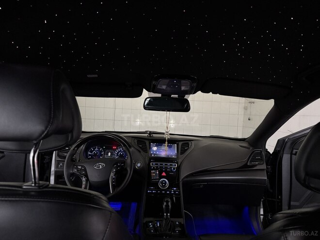 Hyundai Grandeur-11