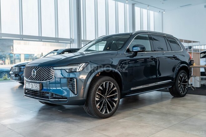 Volvo XC90-8