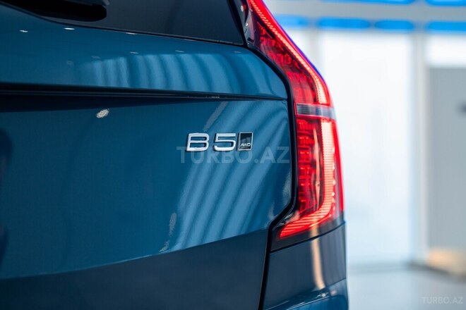 Volvo XC90-6