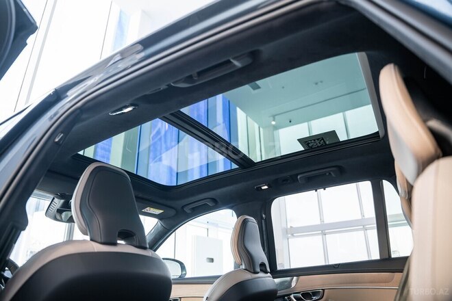 Volvo XC90-17
