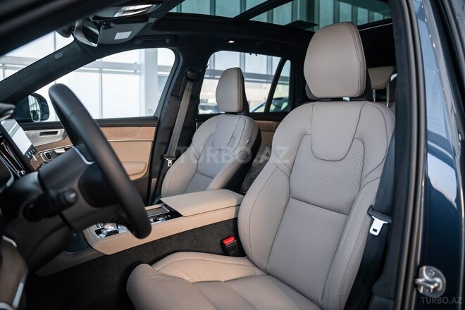 Volvo XC90-15