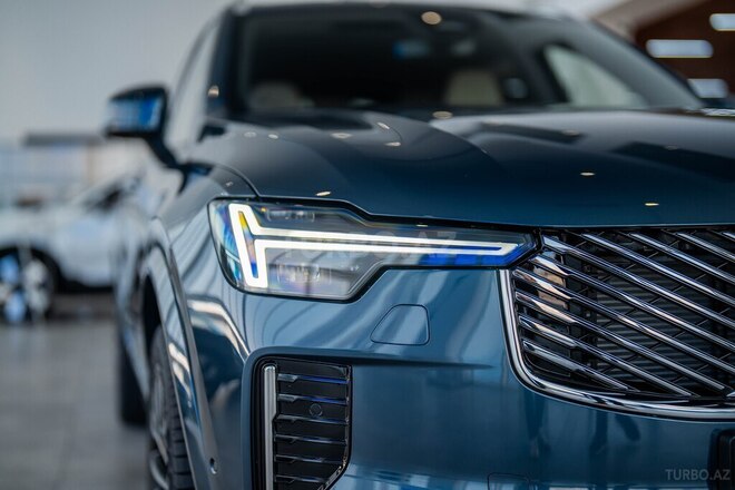 Volvo XC90-5